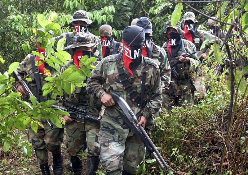 Frente del ELN aseguró que paramilitares están perpetrando asesinatos colectivos en Chocó