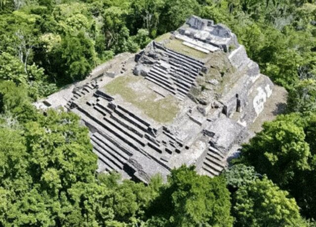 Lezama y AMLO inaugurarán zona arqueológica de Bacalar