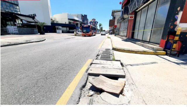 Zona hotelera de Cancún: turistas se quejan del deterioro y mal olor