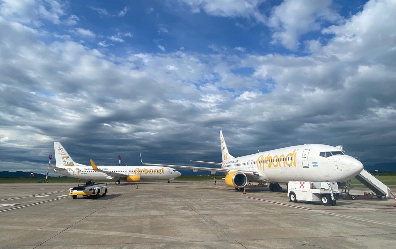 Flybondi alquila 10 aviones en ACMI en Buenos Aires y Córdoba