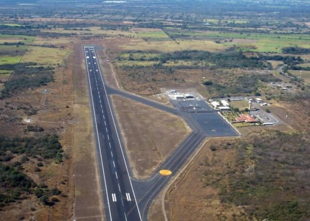 Aeropuerto de Colima asume la categoría de internacional