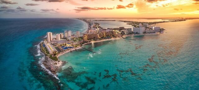 QRoo: Gobierno dice que sargazo no afectó en 30% de camas vacías