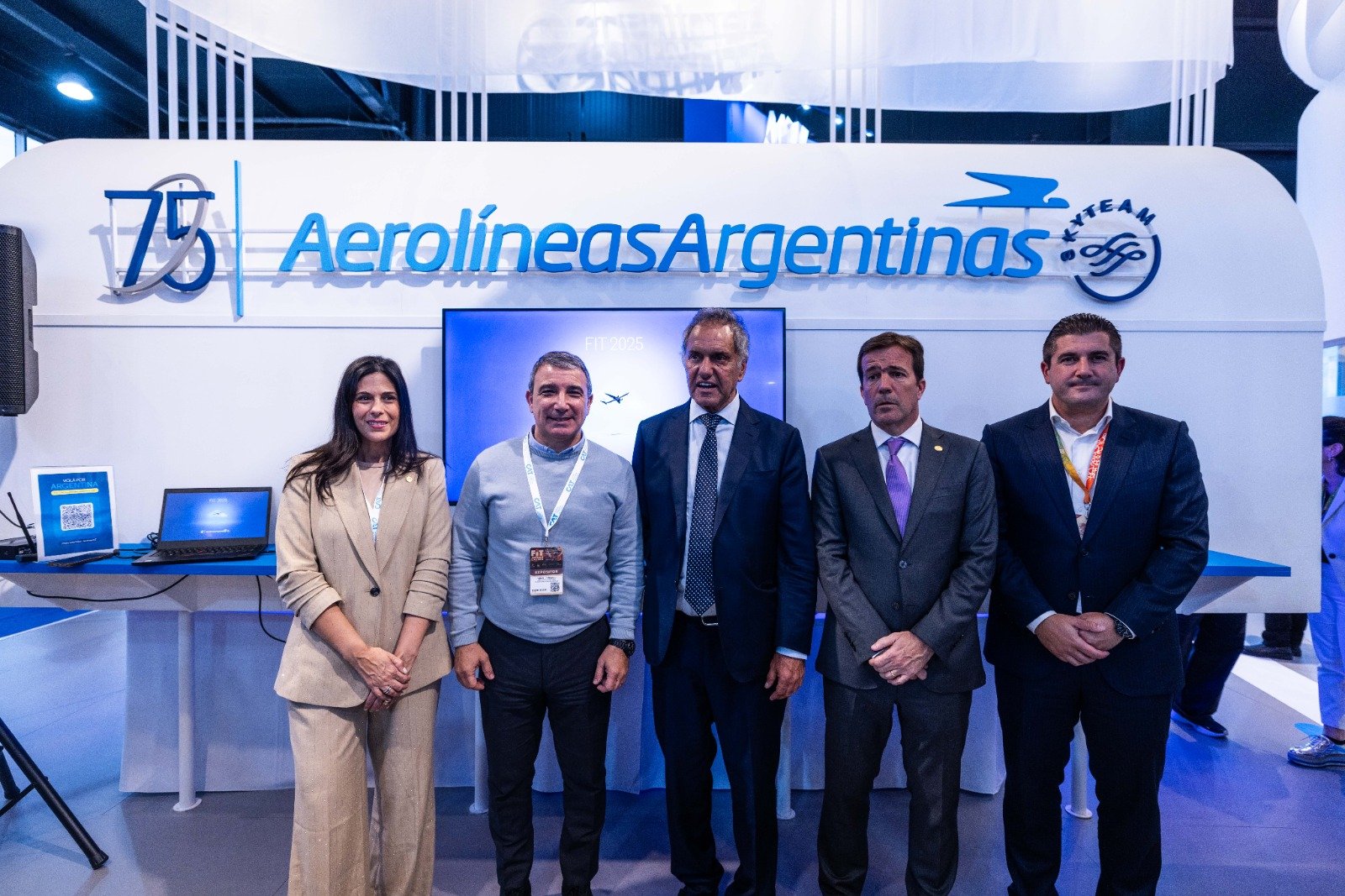 Aerolíneas Argentinas añade vuelos a Cancún y Punta Cana