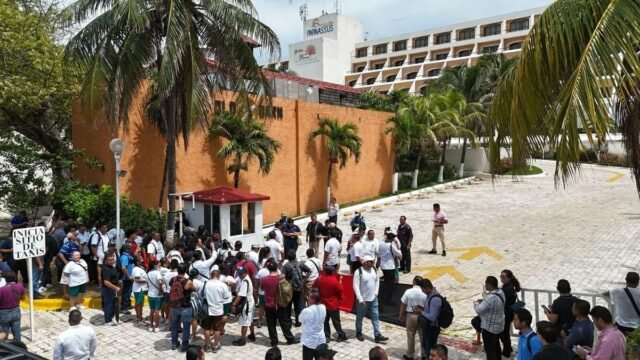 Cancún: paralizado un gran hotel por una huelga multitudinaria