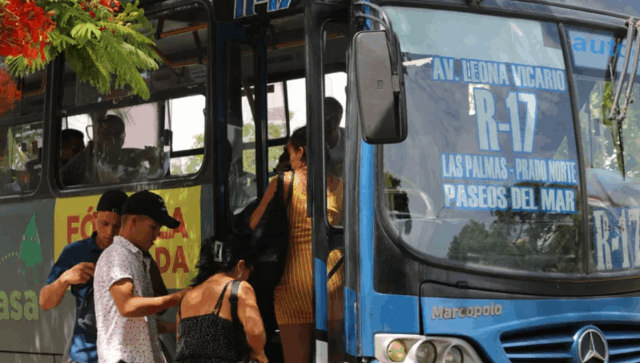 Cancún: trabajadores de hoteles se quedan sin transporte público