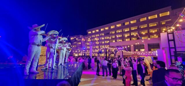 Fotos – Hyatt preinaugura el Secrets Mirabel con el Travel Mart