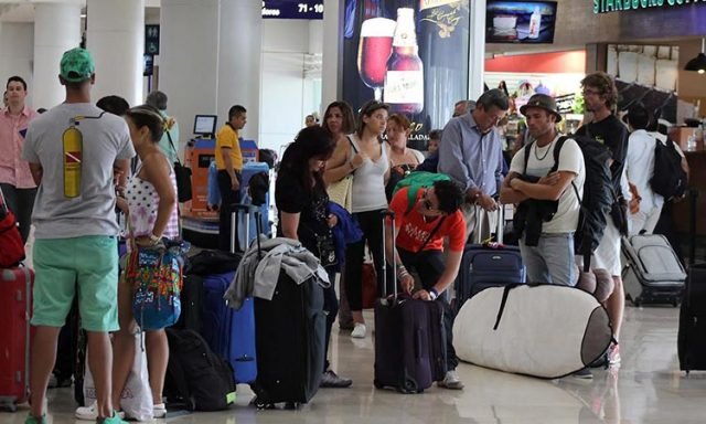 Cancún celebra los 533 vuelos en un día pese a su récord de 700