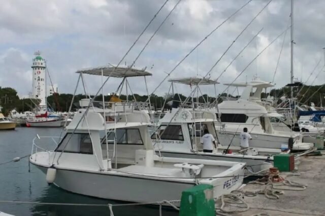 QRoo: cierran puertos y limitan navegación por fuertes vientos