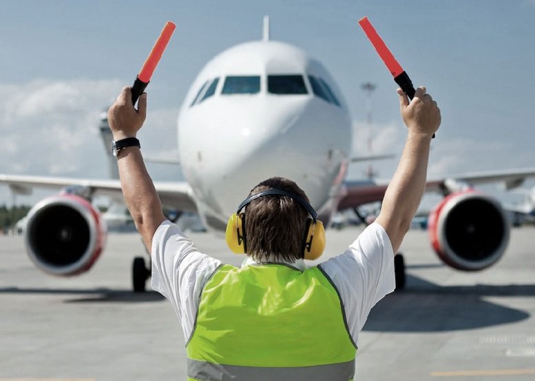 Gobierno de Milei habilitó a otra empresa para servicios de rampa