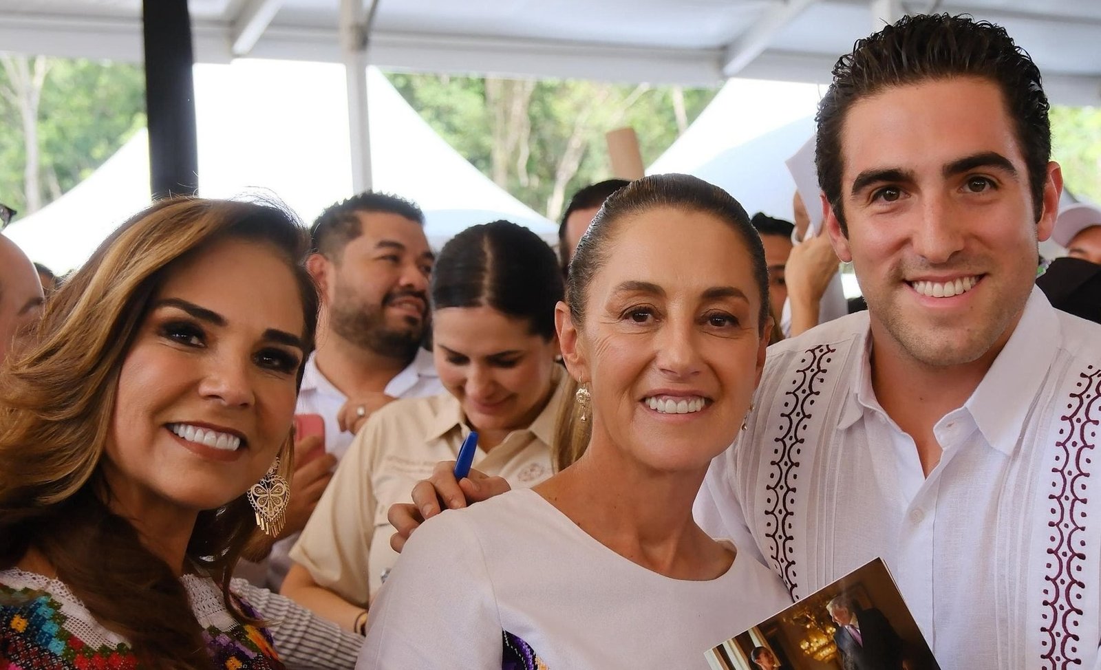 Fitur: Gino Segura roba a Lezama protagonismo ante hoteleros top