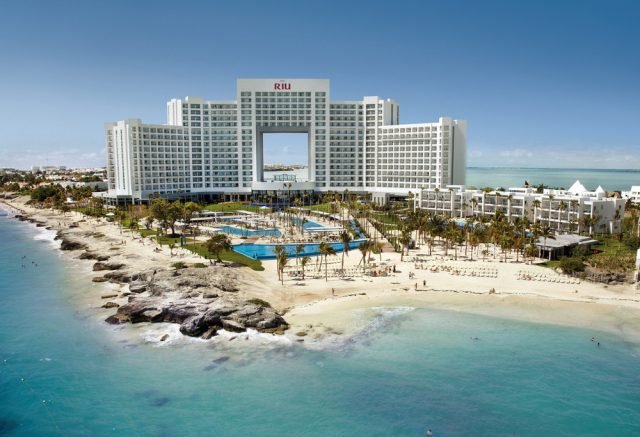 Cancún: Riu cierra unos meses por reforma dos de sus hoteles icónicos