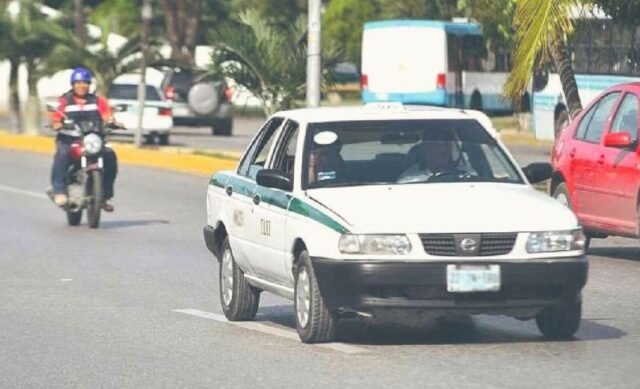 Cancún: taxistas modernizan vehículos y eliminan modelos viejos