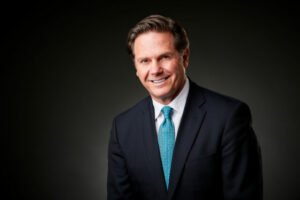 Javier Coll, ex de Hyatt y ALG, ficha por el fondo de los Mullen