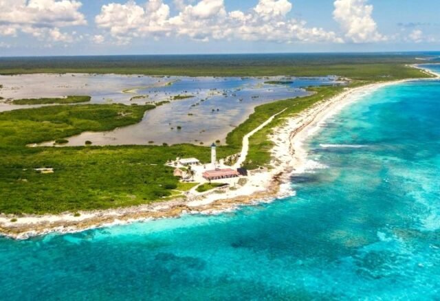 Royal Caribbean promete acceso público a la playa en Cozumel