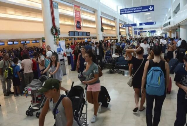 Aeropuerto de Cancún se hunde en tráfico de pasajeros domésticos