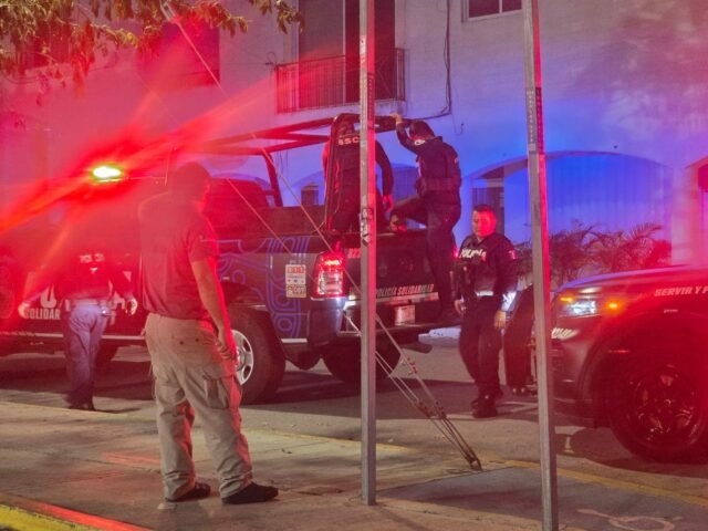 Playa del Carmen: detienen a 2 turistas israelíes por dañar un taxi