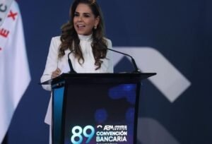 Cancún: Lezama sorprende y crea un distrito financiero y tecnológico