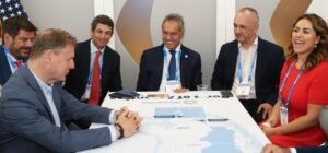 Mar del Plata tendrá cruceros de lujo tras firmarlo equipo de Milei