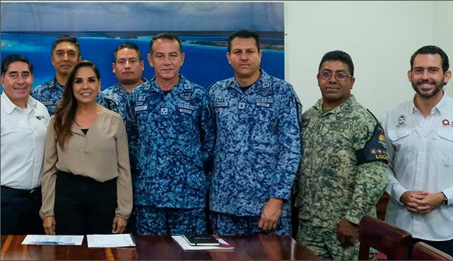 Tulum: Lezama exhibe nuevos usos de aeropuerto, de acróbatas a autos