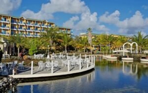 Cuba: festivales de dominó para cautivar a los pocos turistas