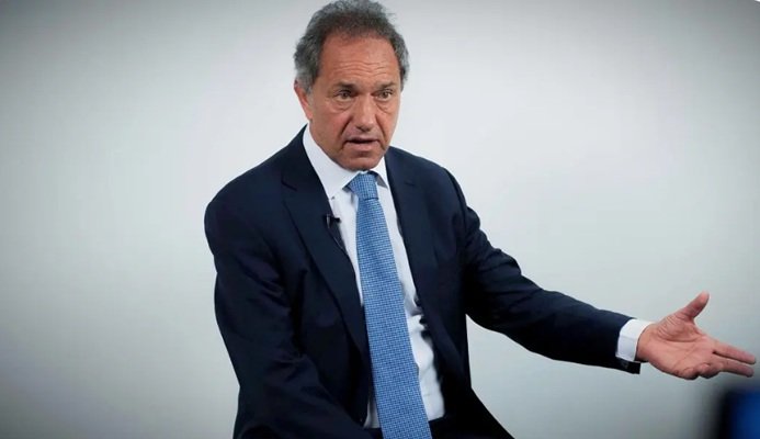 Scioli lanza guía gastronómica con YPF tras romper con la Michelin