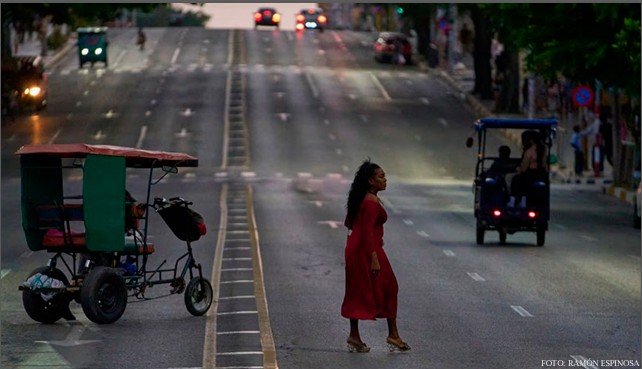 Cuba crea incentivos para atraer turistas cubanos en el exterior