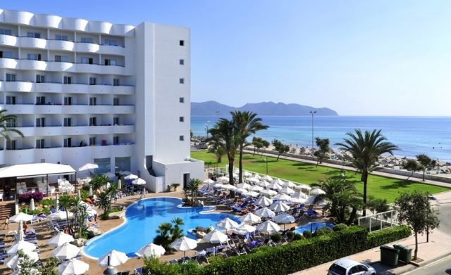 Decepción en México: hoteleras caen en ingresos y utilidades este año