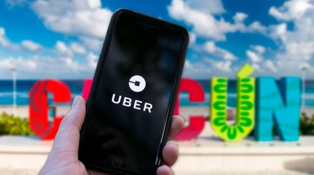 Uber irrumpe en las reservas de hotel aliada a Expedia