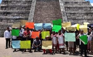 Agencias: «INAH y vendedores se apoderan de Chichén Itzá»