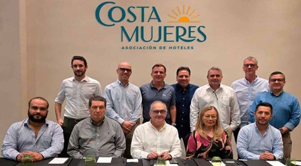Costa Mujeres: Ramón Roselló es sucedido por Marissa Setién