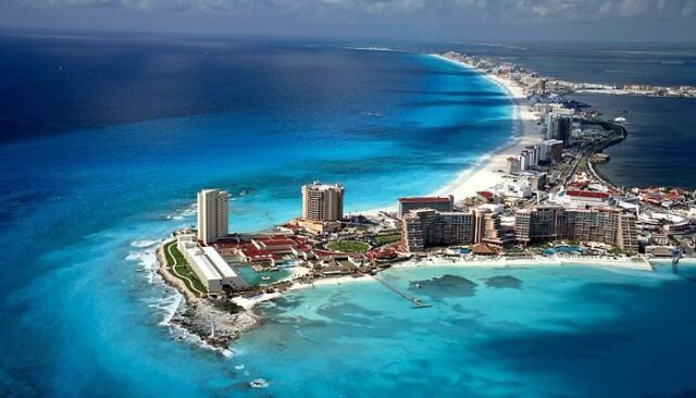 QRoo: plan conjunto para hundir precios ante desplome de turistas