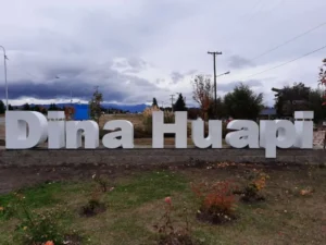 Dina Huapi renovó descuentos para residentes y turistas en Cerro Bayo