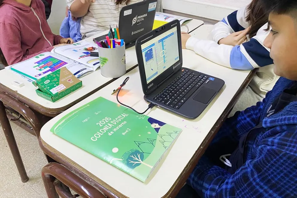 Revolución digital en las vacaciones para mil estudiantes de toda la provincia