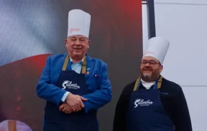 Cortés en la apertura de la Semana del Salmón en Puerto Montt