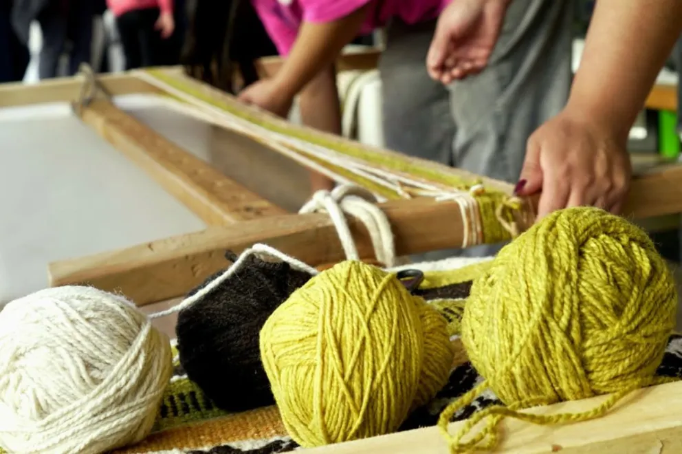 El telar mapuche se luce en la 138° Exposición Rural de Palermo