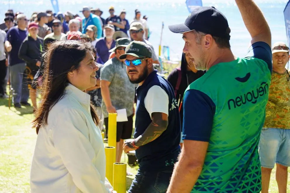 Neuquén cuenta con la primera escuela de pesca con mosca del país