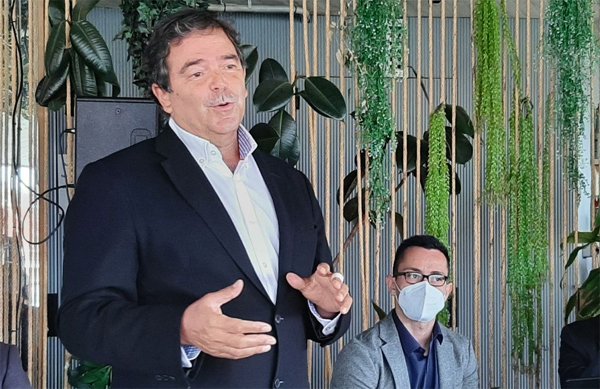 El Corte Inglés negocia sacar al fundador de Logitravel