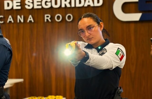 QRoo: policía turística con armas Taser para detenciones de riesgo