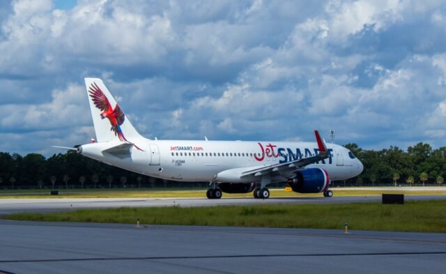 Jetsmart: embargan sus cuentas en Chile por multas migratorias