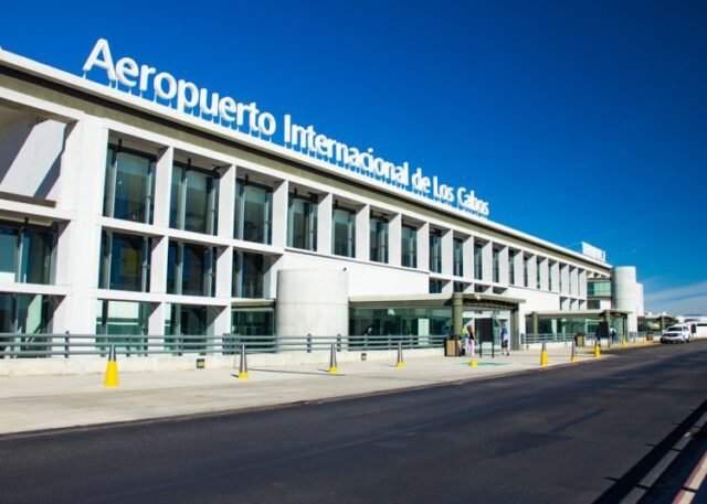 Tijuana y Los Cabos: aeropuertos renuevan certificados de AFAC