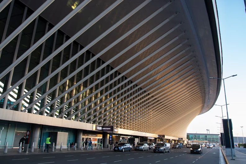 Aeropuertos Argentina: el Gobierno renegociará la concesión