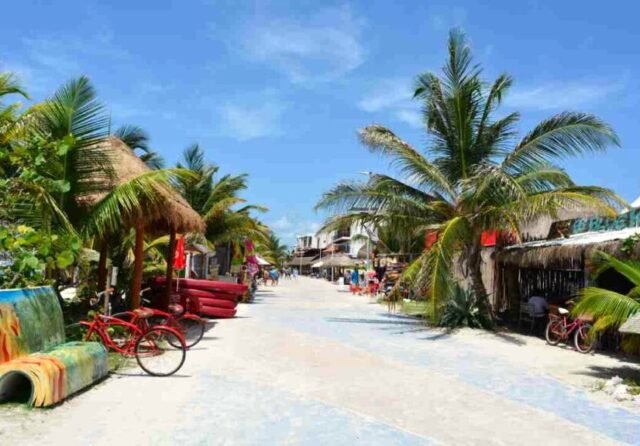 Mahahual: piden cuentas de obras financiadas con tasa a cruceristas