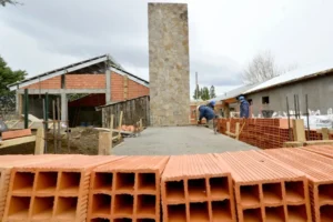 La ampliación y remodelación del Hospital de El Huecú registra un 17% de avance