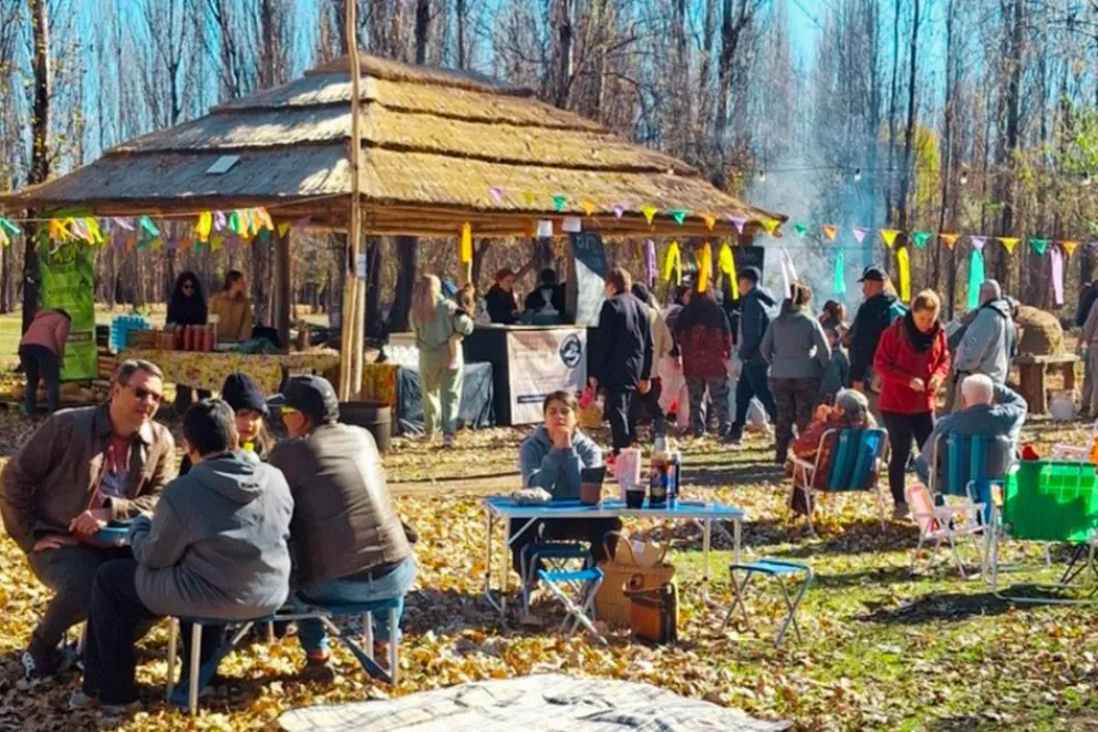 La Feria Buena Vida invita a descubrir los sabores y saberes de los productores neuquinos