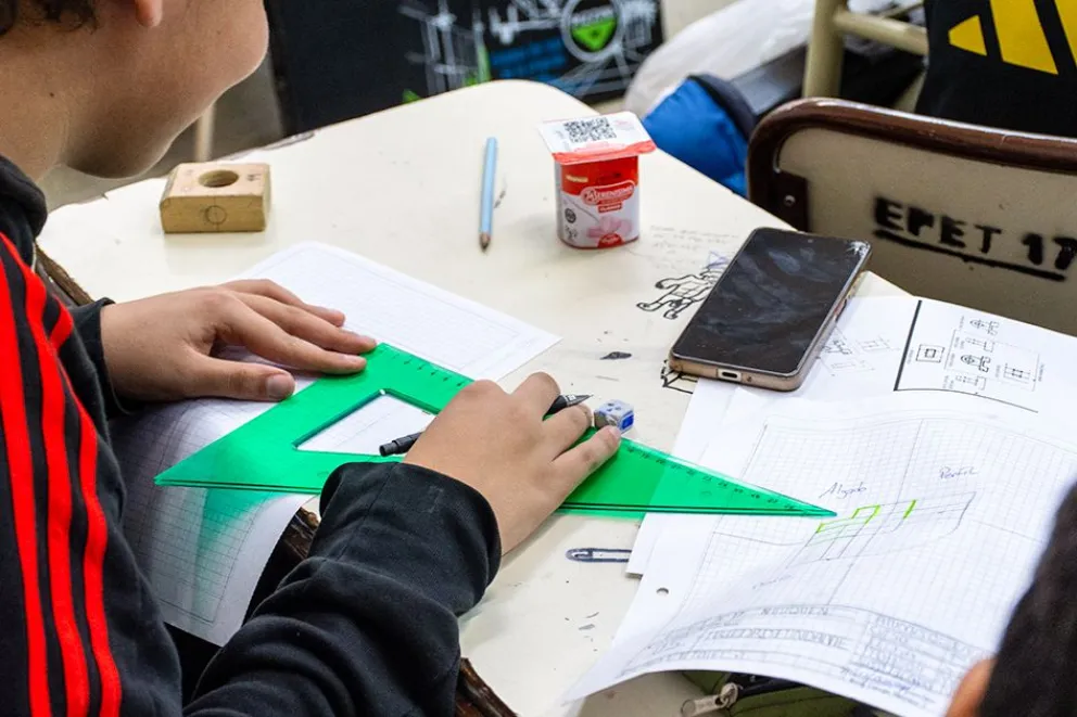 Abren las inscripciones al programa de Tutorías para estudiantes de escuelas técnicas