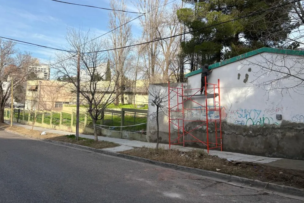 Avanzan las obras en la vivienda institucional del CPEM 12