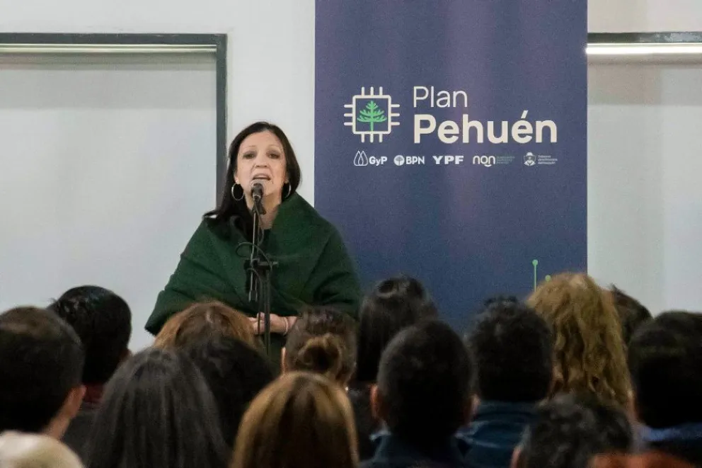 Se entregaron cerca de 600 notebooks a escuelas de Neuquén, Plottier y Centenario