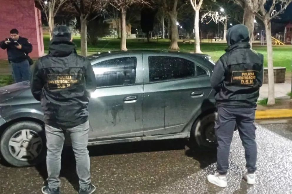 Tras dos allanamientos, incautan drogas, inhibidores y un vehículo