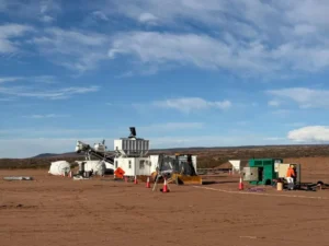 Comenzó la instalación del obrador para pavimentar el segundo tramo de Cortaderas 