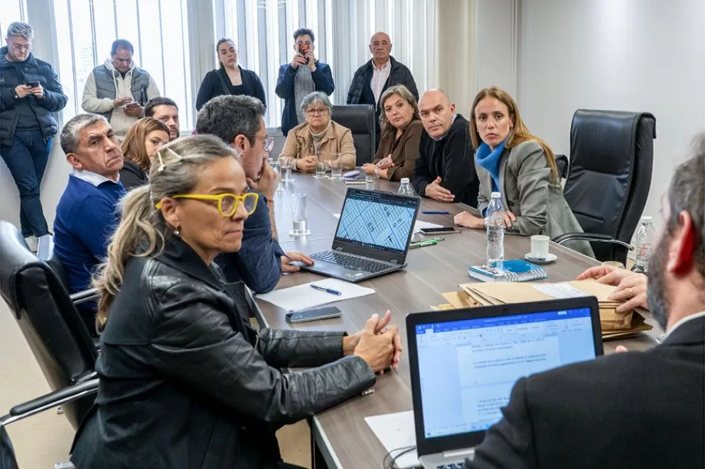 Se conocieron las ofertas para la ampliación de la red de agua potable en Centenario